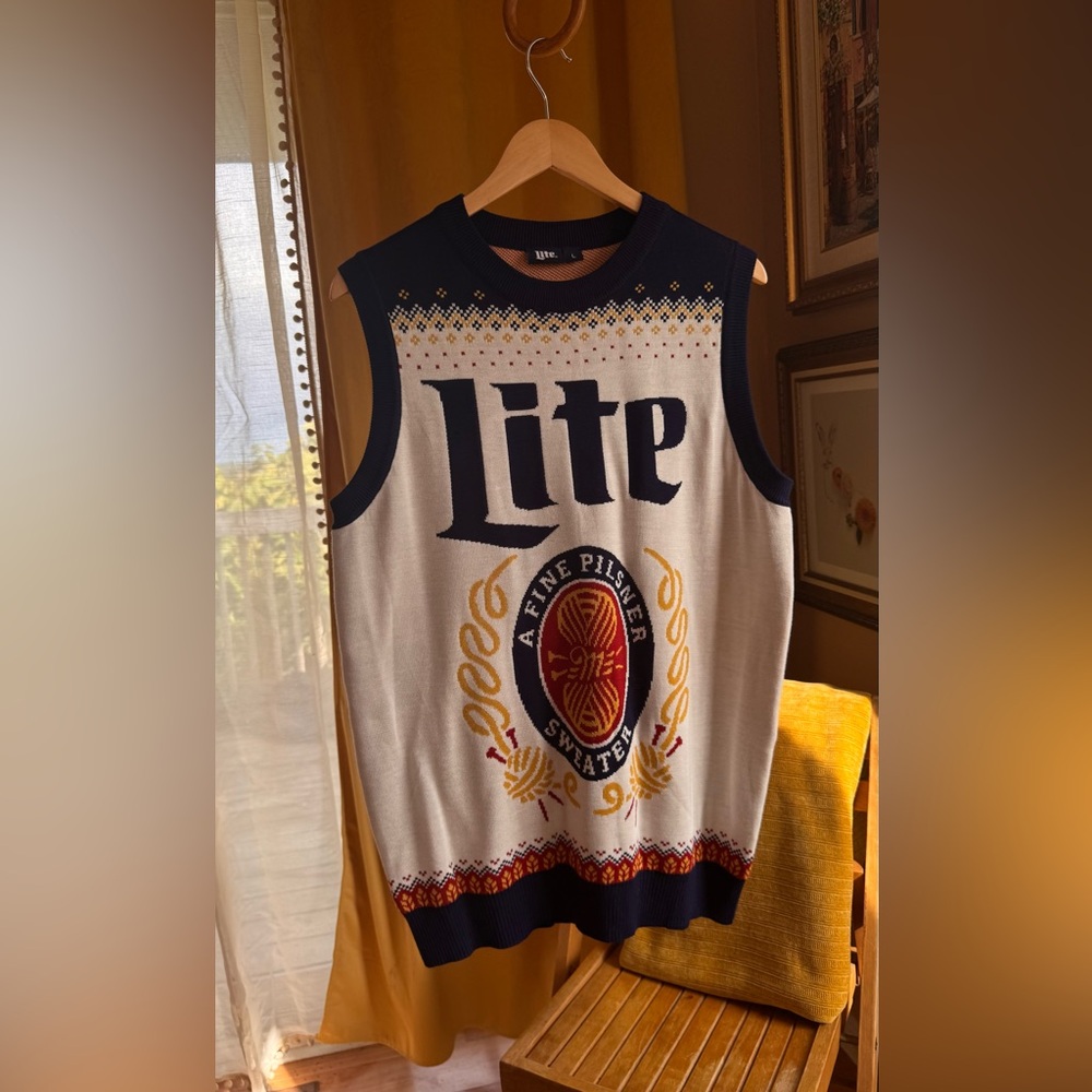 Vintage Miller Lite Branded Knit Sleeveless Men’s Sweater Vest Size Large - Picture 2 of 16